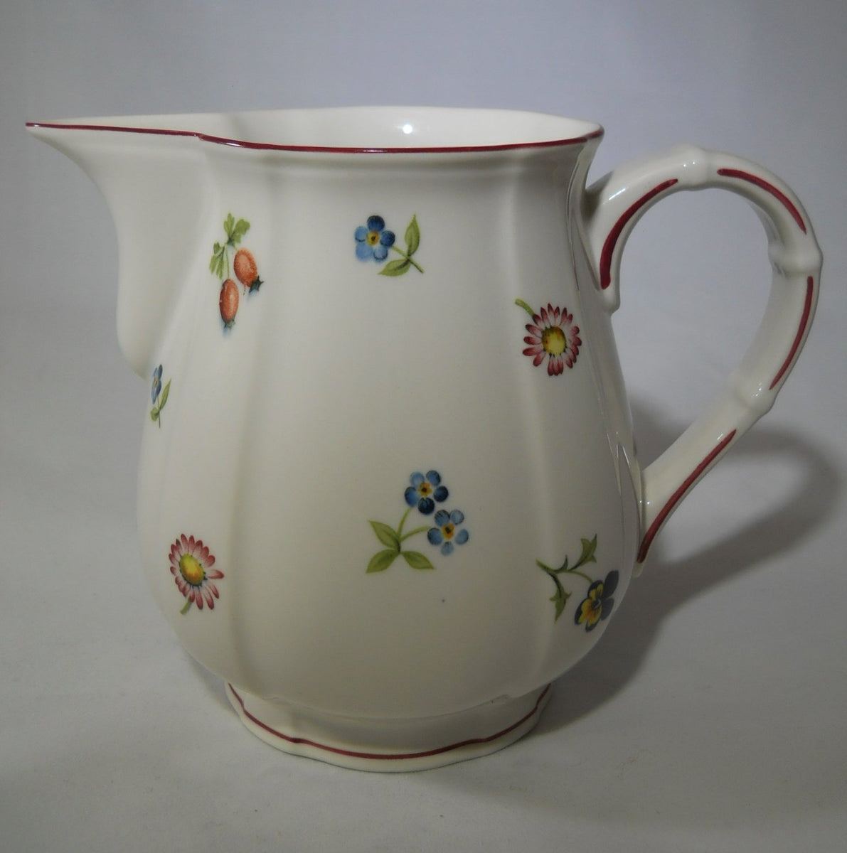 Villeroy and Boch Petite Fleur Country Collection 84 Oz. Pitcher
