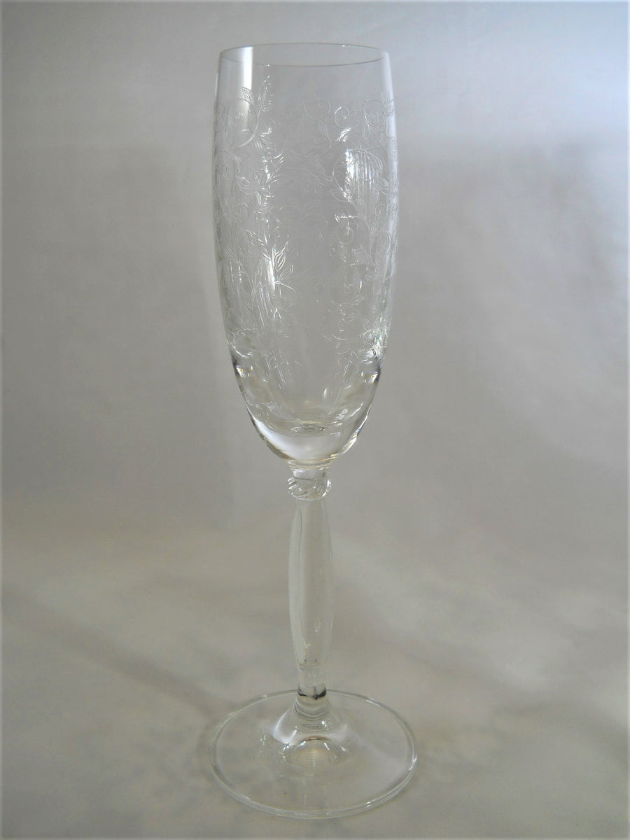 Pier 1 Hollow Stem Champagne Flute Curated Party Barware Holiday Glass Set  Of 8