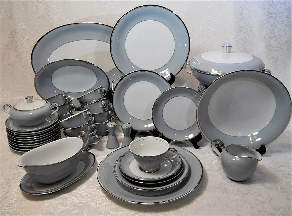 Rim Earth Gray Dinnerware Collection