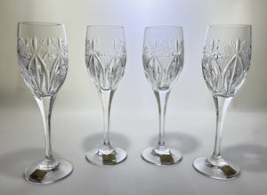 Mikasa Etched Flower Wine Glass Set of Four.