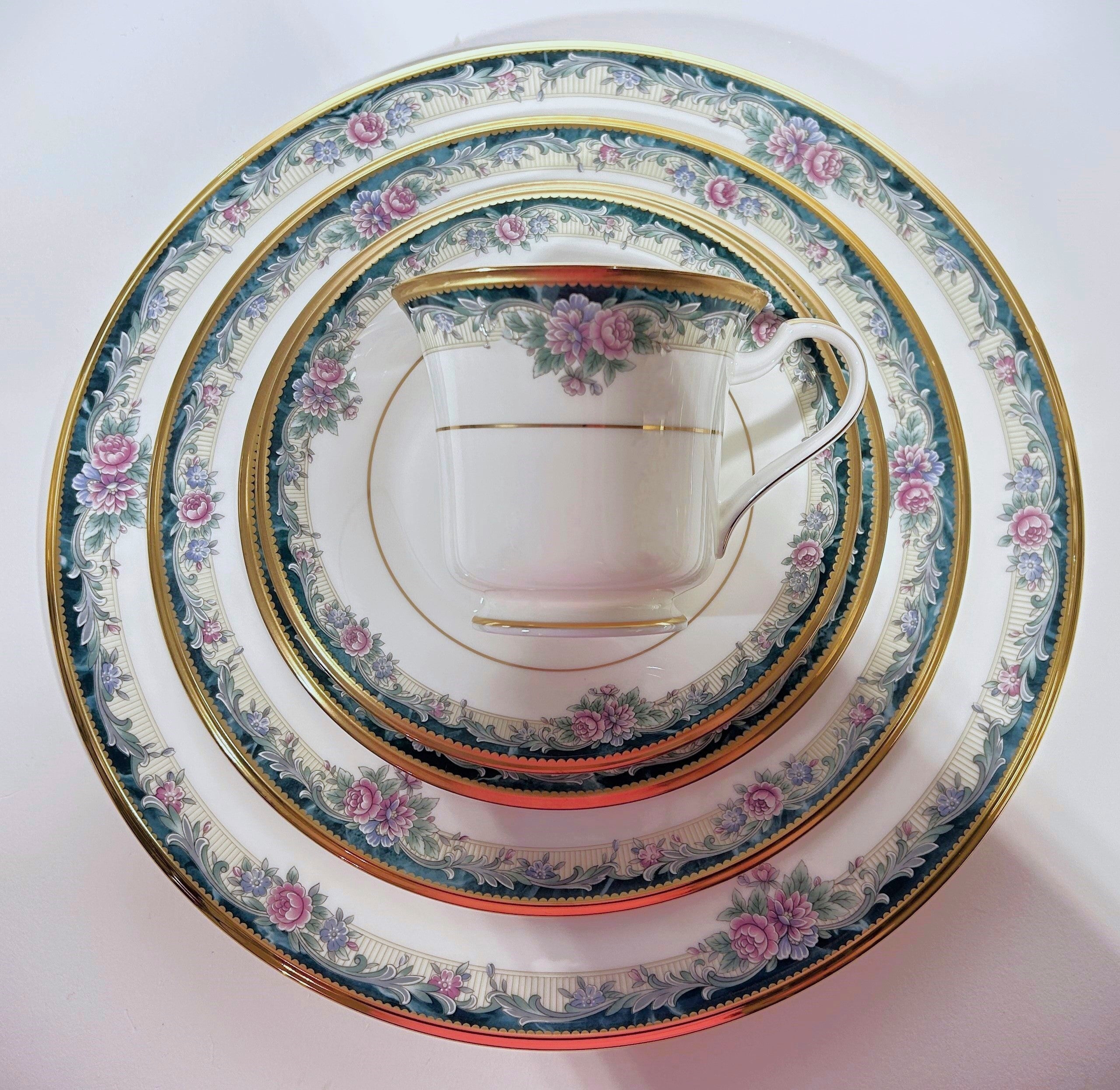 ☆Noritake PARFLARE BONE CHINA - キッチン/食器