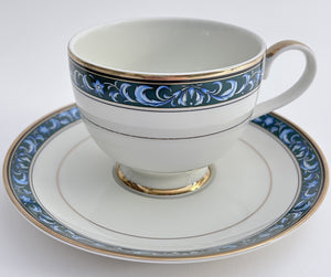 Mikasa Aubusson 59-Piece Fine China Dinnerware/Tableware Collection For Eleven.