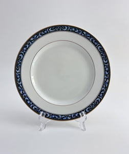 Mikasa Aubusson 59-Piece Fine China Dinnerware Collection For Eleven.