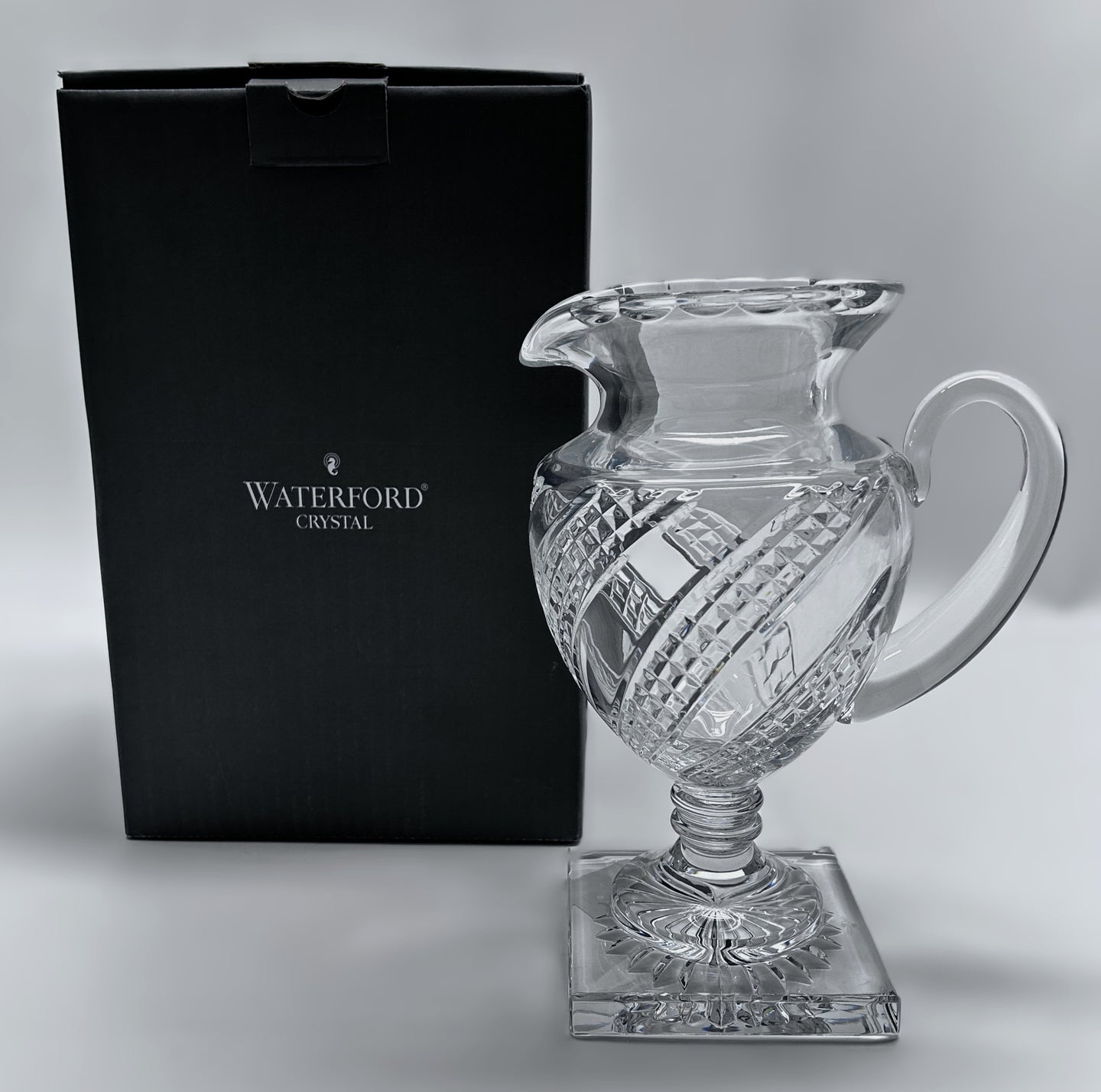 Waterford Arcade 20 oz. Pitcher w/Original Box. 2004-2005, IRELAND. 