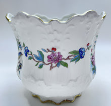 John Aynsley Pembroke Fine Bone China 6" Victorian Cachepot, c. 1968-2015