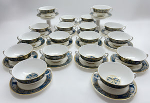 Royal Doulton Carlyle Teal/ Gold 143-Piece Dinnerware Collection for Eighteen.