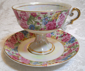 Royal Crown Lusterware Floral Pedestal Teacup/ Saucer Set