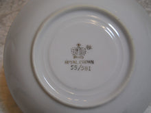 Royal Crown Lusterware Floral Pedestal Teacup/ Saucer Set of 4