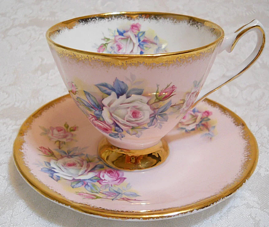 Footed teacup clearance