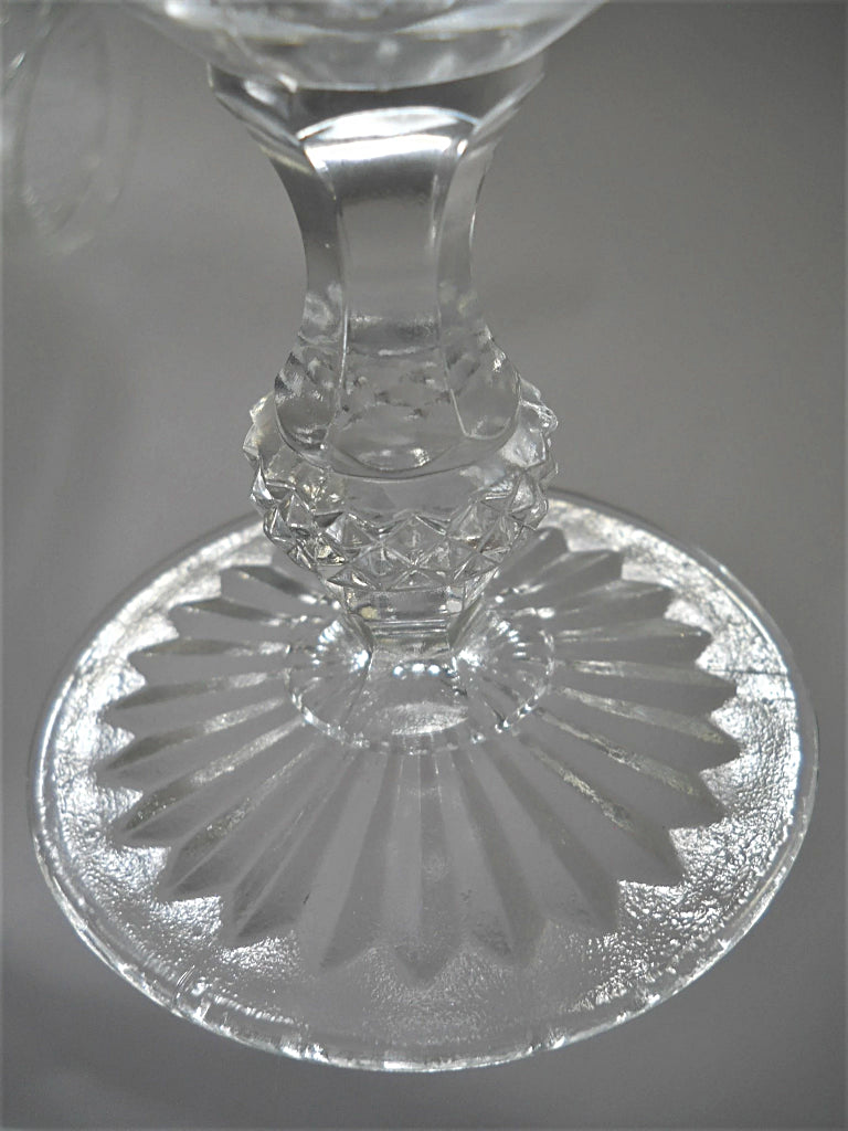 Vintage Crystal Footed Diamond Wine Glass Small, Black (Set of 2)