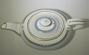 Aynsley South Pacific Fine Bone China 5-Cup Teapot. ENGLAND.