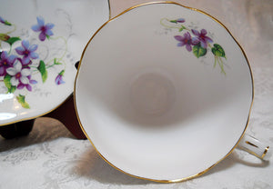 Schmid/Queen Anne Bone China Musical "Happy Birthday" Floral Teacup/Saucer Set. England