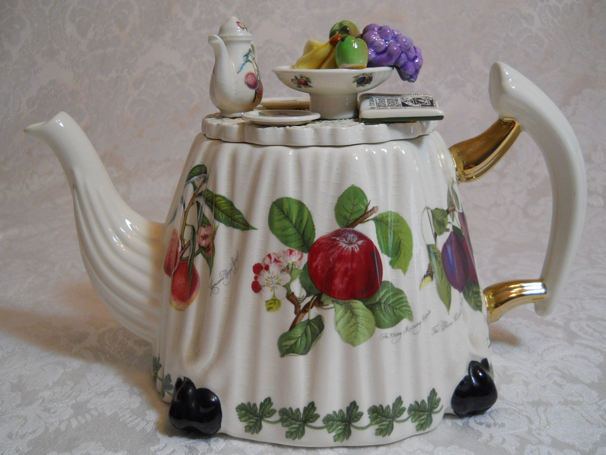 Royal Albert Old Country Roses Large Teapot