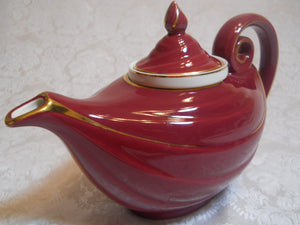 Hall Vintage "Aladdin" 6 Cup Teapot in Maroon with Gold Trim. Complete with Infuser.