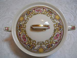 Syracuse China Old Ivory  "Fairburn" 84 piece Eight Place Dinnerware / Tableware Set.
