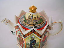 Sadler England The Tower Of London Teapot