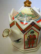 Sadler England The Tower Of London Teapot