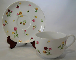 Royal Albert Country Rose Buds 9-Piece Teapot, Cup, and Saucer Collection