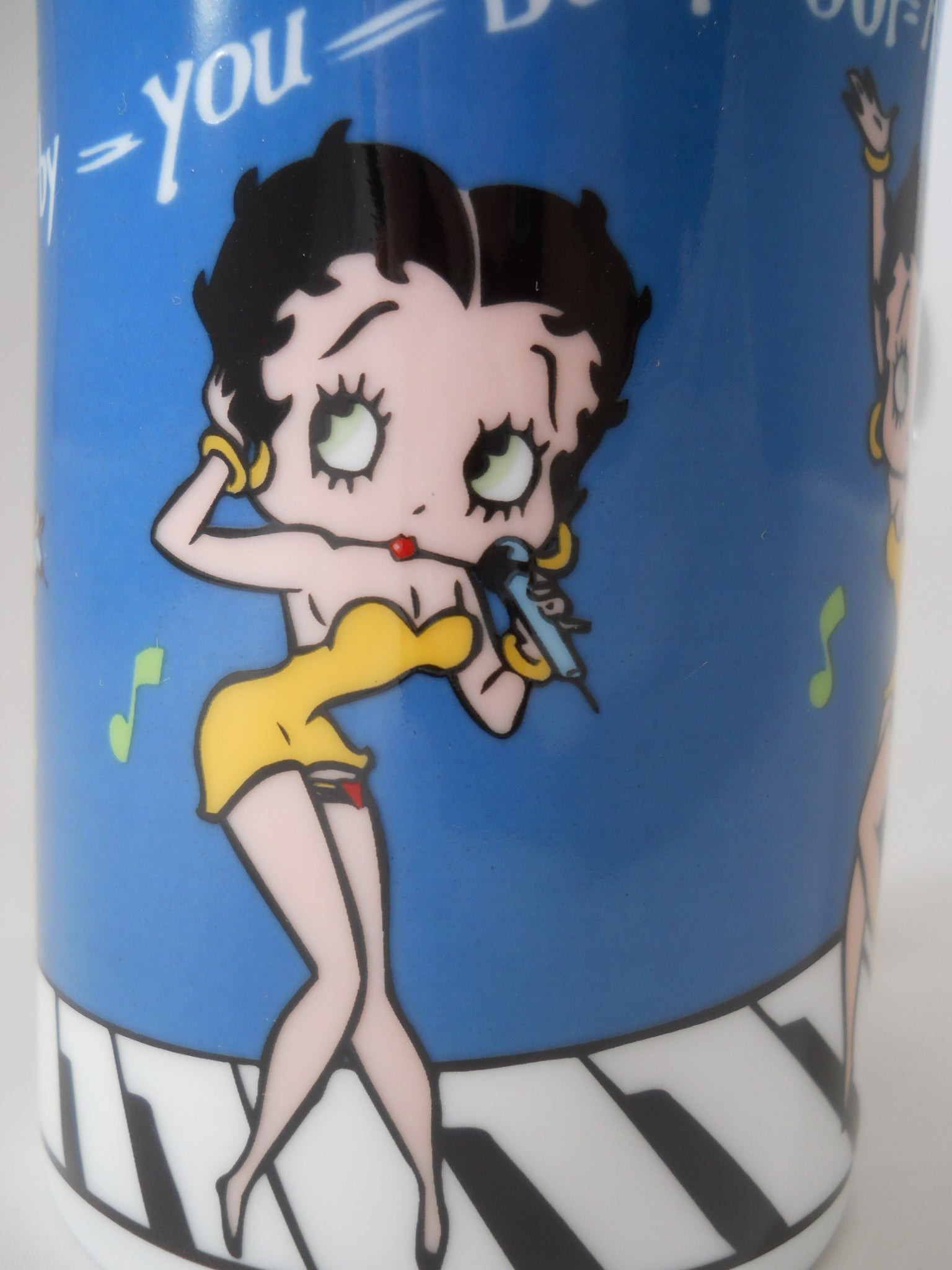 Betty Boop - Avenue of the Stars - Ceramic Mug Don't forget to pamper me