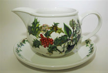 Portmeirion The Holly and The Ivy Gravy Boat w/ Underplate