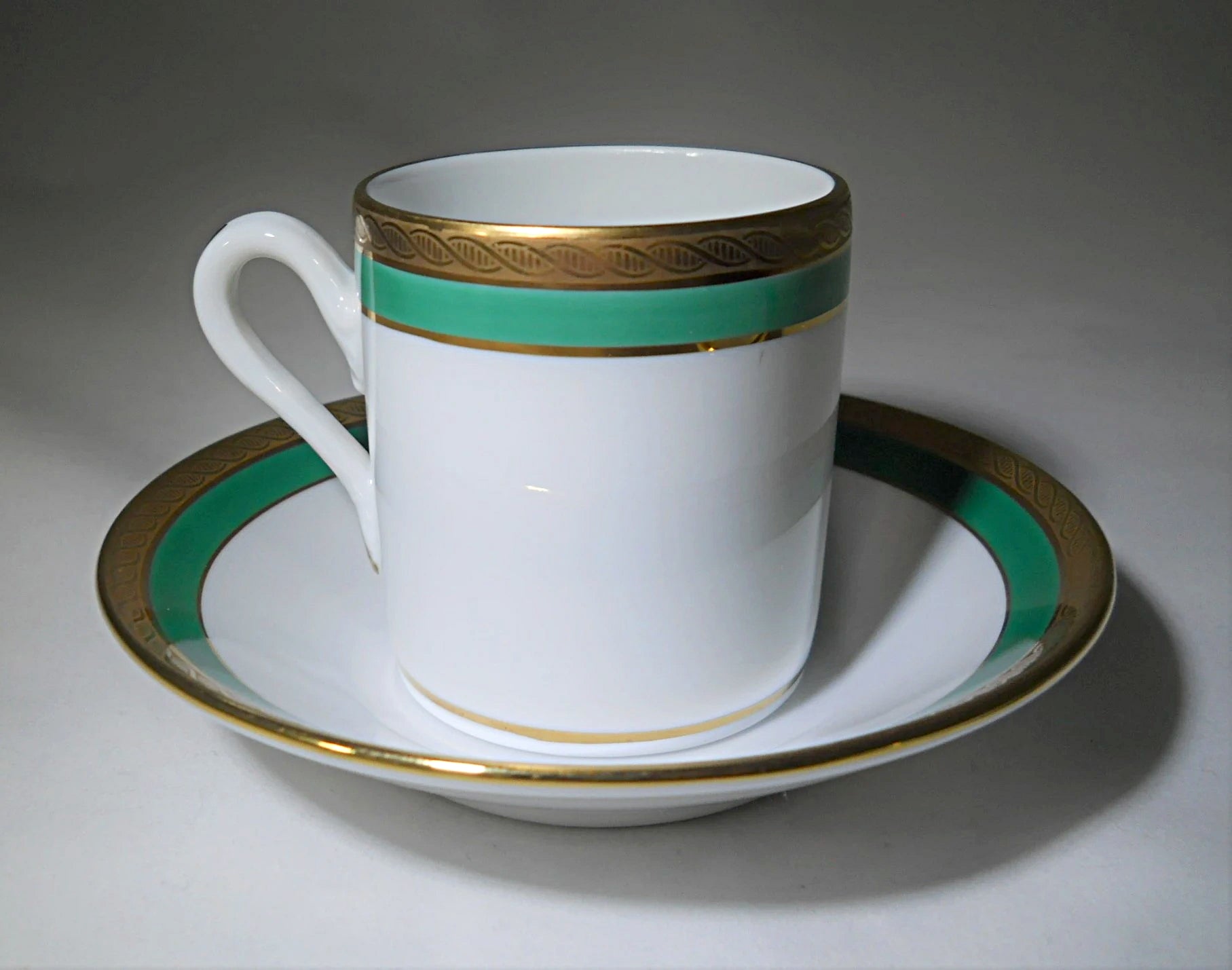 Richard Ginori Flat Demitasse Espresso Cup Fine China Collection of Fo –  BINCHEY'S LLC.