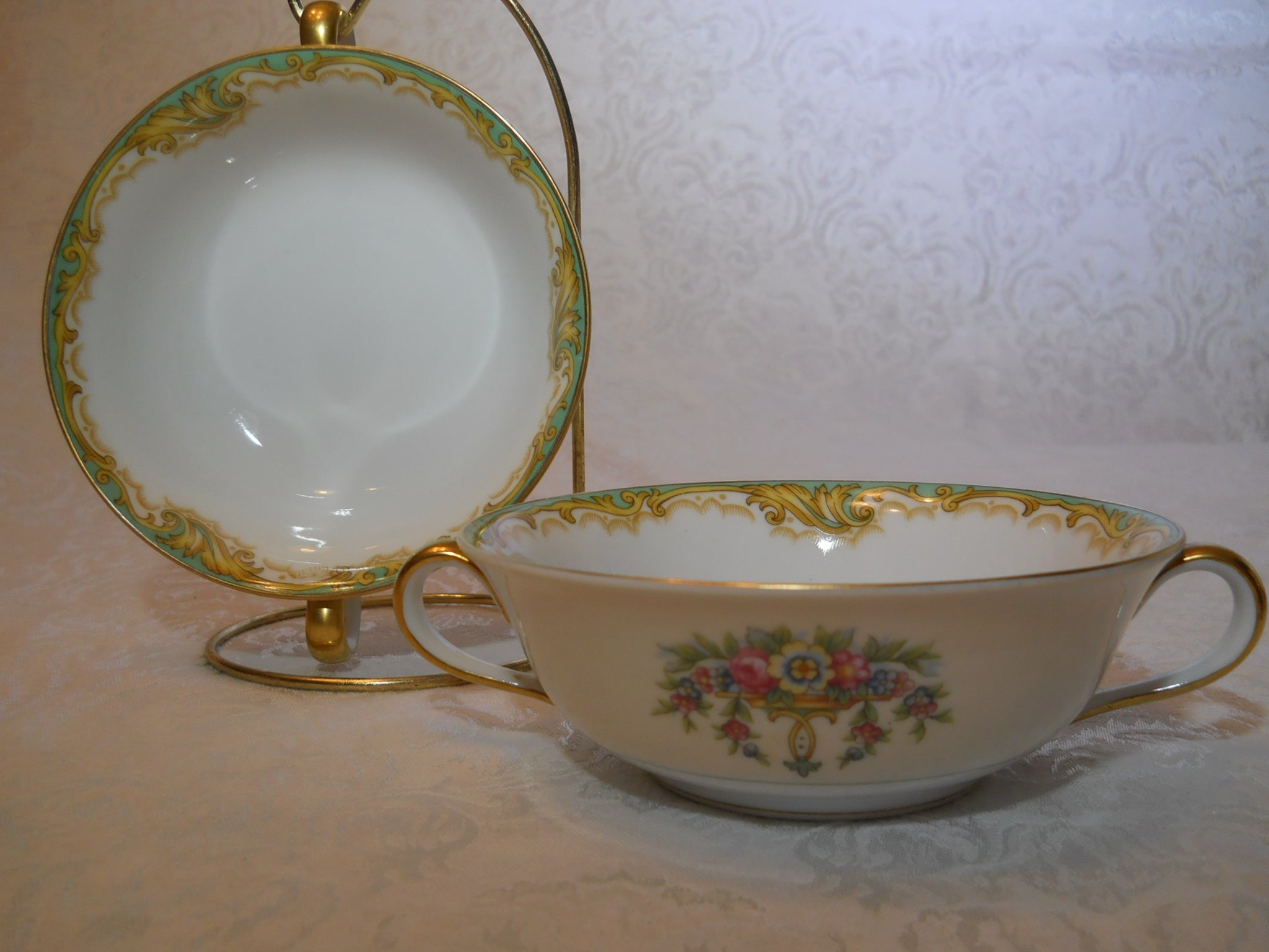 Noritake 1931 Claremont 24-Piece Green, Yellow, and Floral Dinnerware  Collection