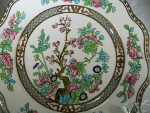 Coalport Indian Tree Scalloped 8-Piece Bone China Dinnerware Place Setting PLUS Extra Plates, c.1920-1939. England.