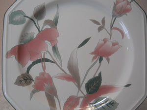 Mikasa Continental Silk Flowers 44-Piece Dinnerware Collection for Eight. Discontinued.