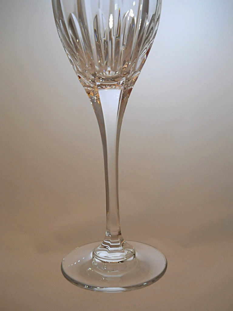 Mikasa Arctic Lights Crystal Wine Glass, 6-Ounce