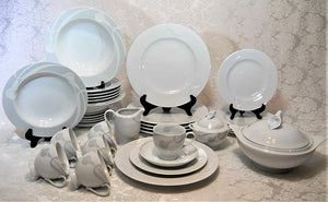 Mikasa Classic Flair White and Gray Fine China 35-Piece Dinnerware/ Tableware Collection for Six