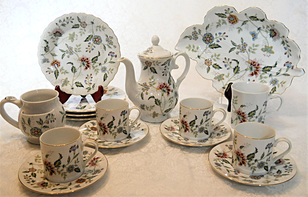 Buckingham by Andrea Sadek Porcelain Ceramic Vintage Serving