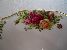 Royal Albert Old Country Roses Footed Bowl, England 1973-1992
