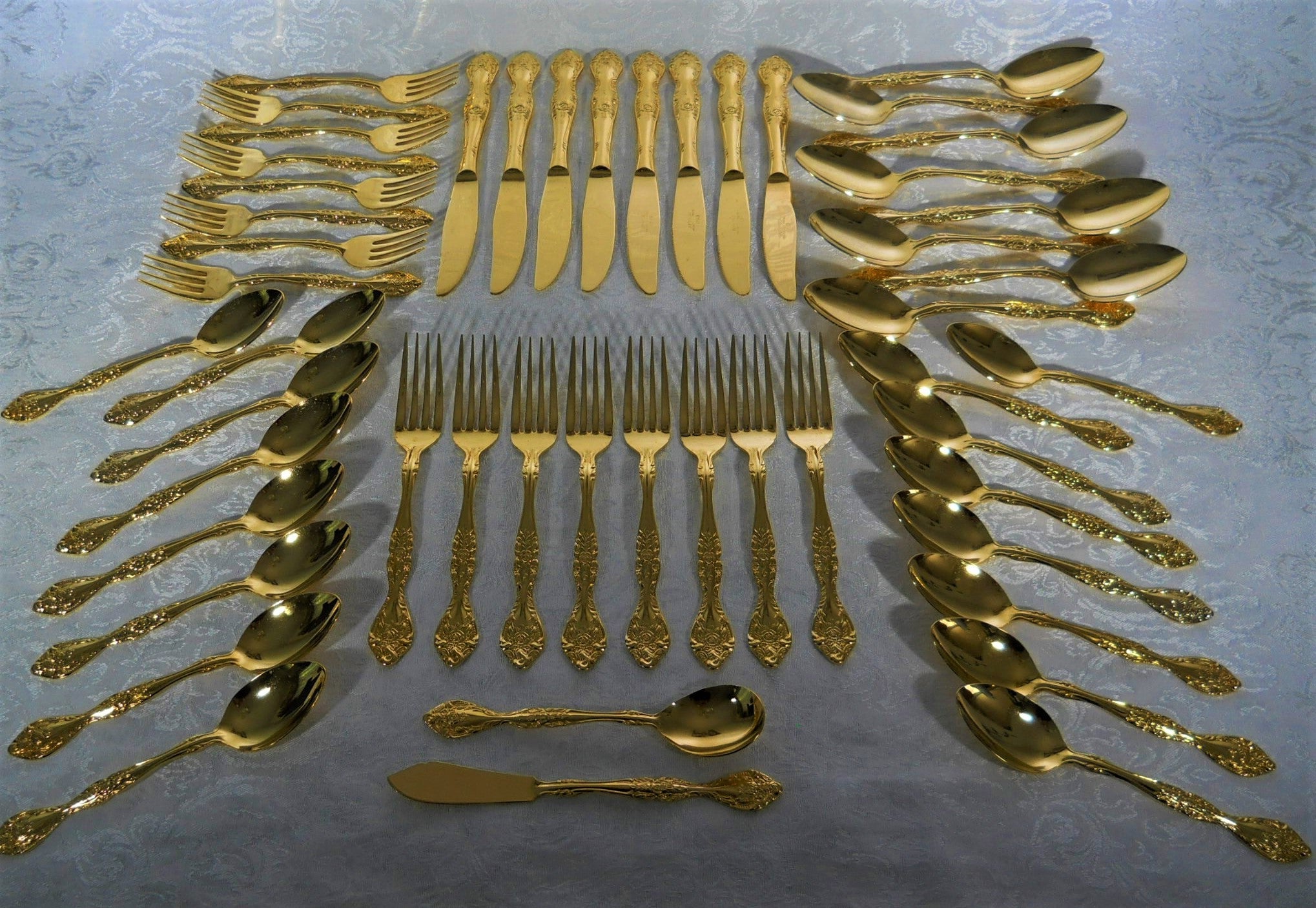 Stanley Roberts Charles IV Gold Electroplate 50 Piece